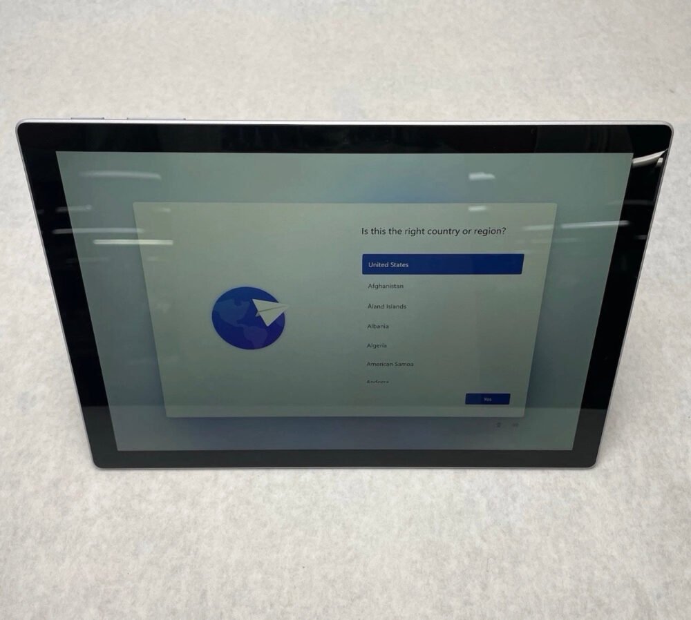 Microsoft Surface Pro 6 Model 1769 – Intel Core i5-8350U / 8GB RAM / 256GB SSD – 12.3" Tablet / Laptop (Used) – Includes Charger image 1