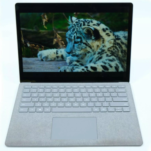 Microsoft Surface Laptop 2 13.5 Inch - Intel Core i5 7300U, 8GB DDR3, 128GB SSD Good condition
