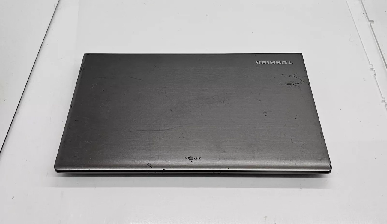 Toshiba Tecra Z30-C 13 i5-6300U 2.4GHz 8GB RAM 128GB SSD No OS Parts Only