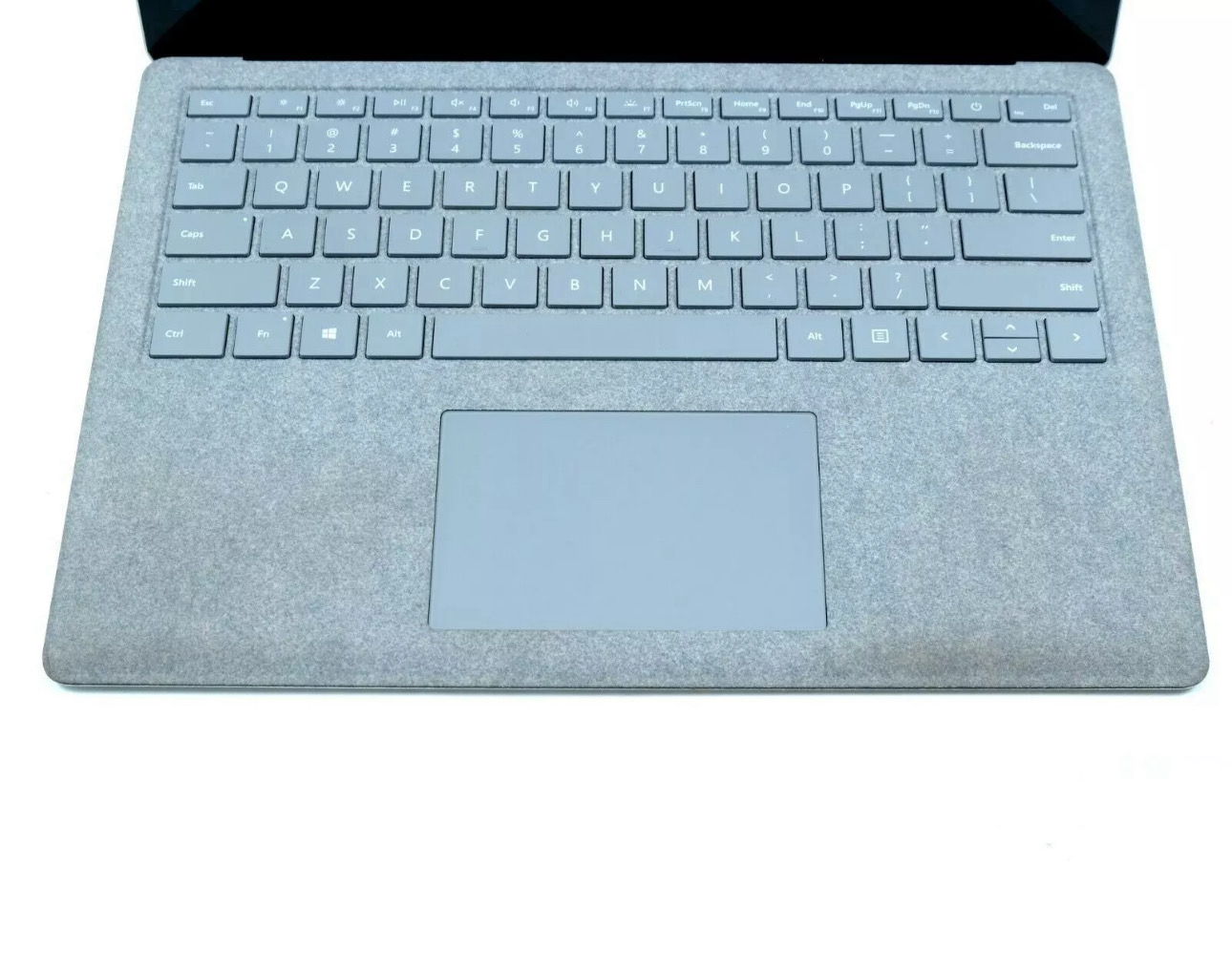 Microsoft Surface Laptop 2 13.5 Inch - Intel Core i5 7300U, 8GB DDR3, 128GB SSD Good condition